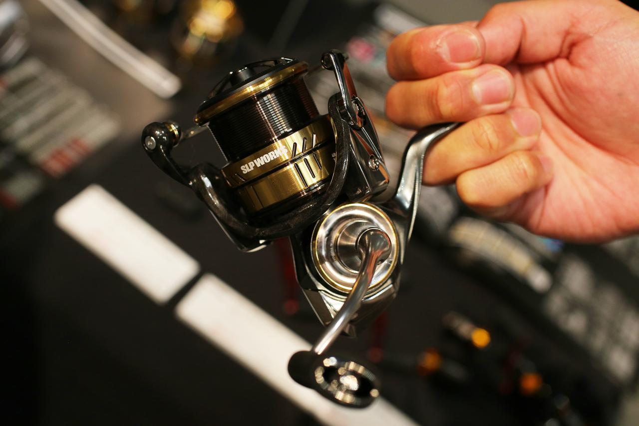 DAIWA 20 ルビアス FC LT2000S SLP WORKSカスタム - リール