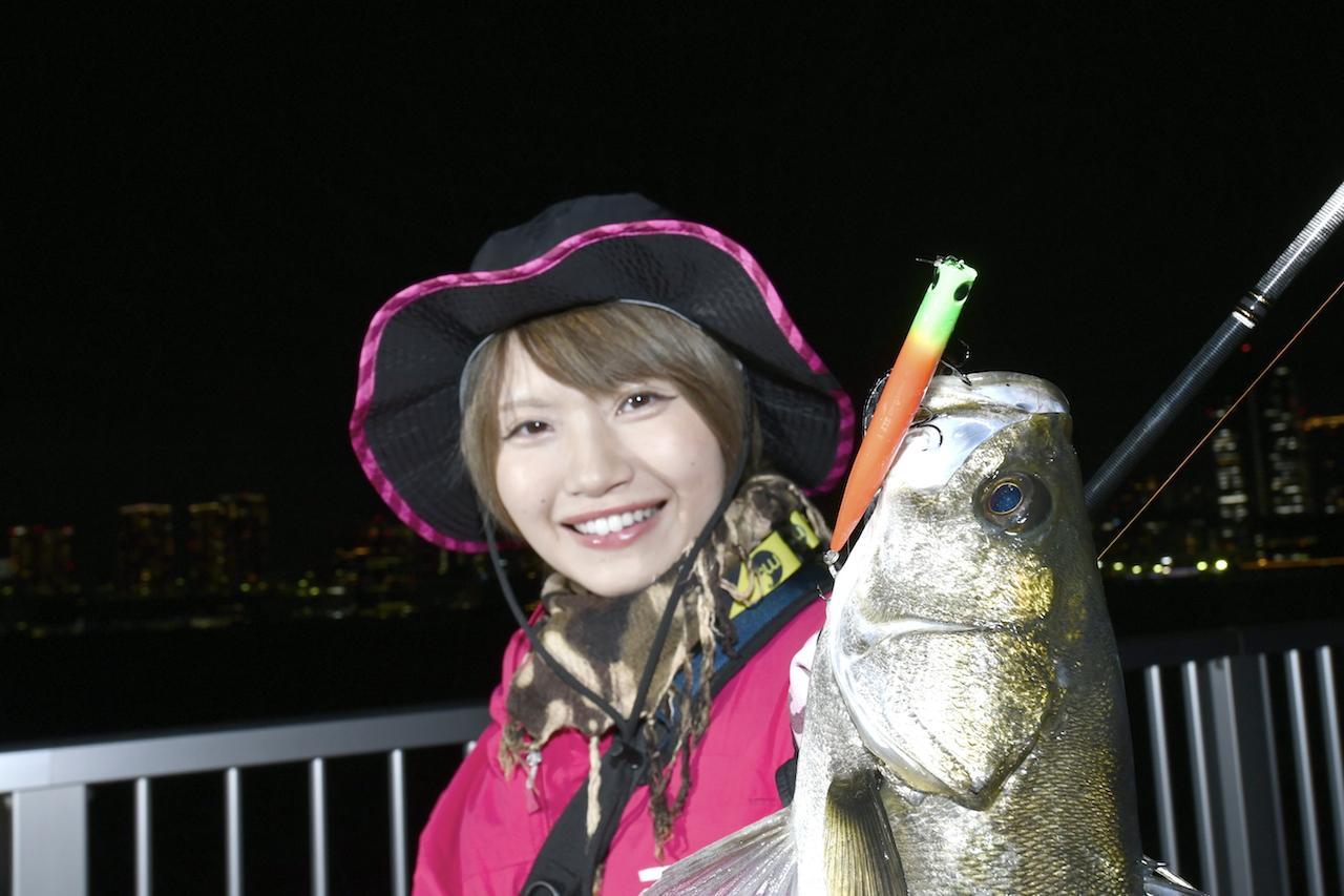 秋丸美帆”みっぴ”上京！ アーバンフィッシングでプチ爆釣れシーバス取材【東京観光もちょっぴりあるよ】