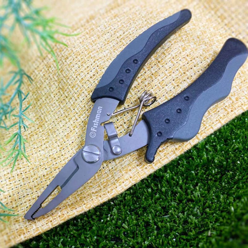 釣りにプライヤーは何個あってもいい！ 高性能な万能プライヤーがFishman（フィッシュマン）より発売