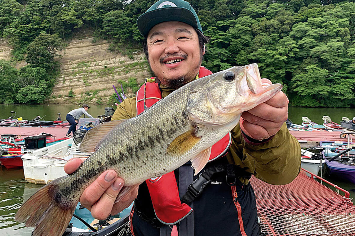 バス釣り「トンボパターン」とは一体!? どうしてもトップで釣りたい痴虫・松本の超現実的選択（146ページ目）
