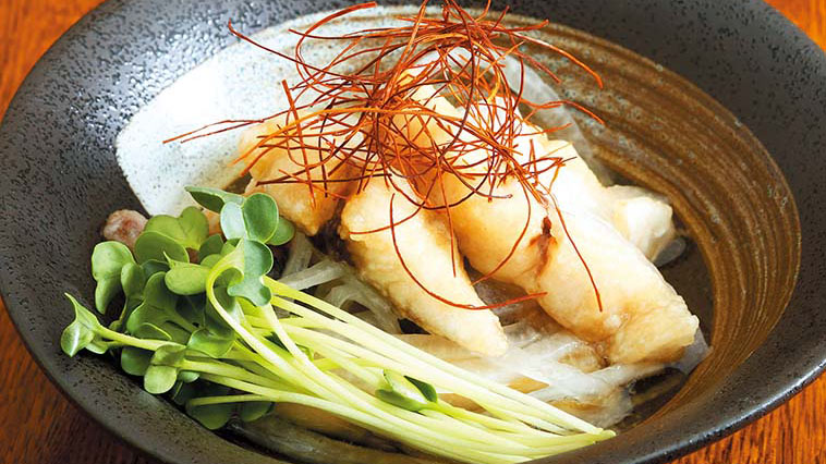｜じゅわっと濃厚！ さっぱり三杯酢アジの南蛮漬け【釣り人のお魚料理レシピ】