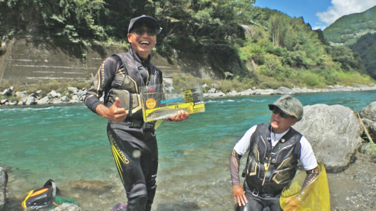 日本三大暴れ川「四国三郎」 力強い流れに名手2人が尺アユを追う 徳島県・吉野川【BS-TBS 釣り百景】