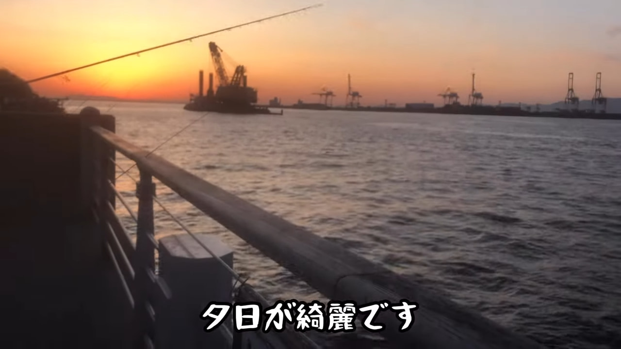 |釣り女子さん釣り具を魔改造して名状しがたい異形を召喚してしまう……! ソレ、釣れるんですか!?