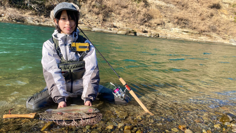 真冬の川に浸りたい！ 長野県犀川のヒレピンレインボートラウトを求めて