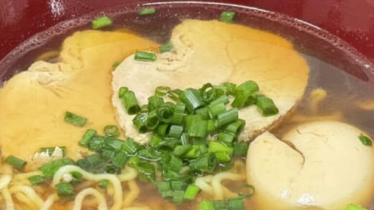 3位 豚骨、2位 みそ、1位は…？ 好きなラーメンの種類が判明。男性の4割超が週1以上ラーメンを食べる。