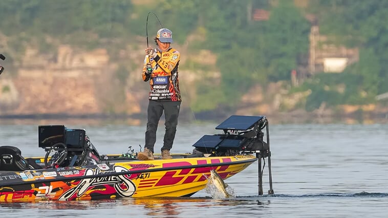 ｜【賞金10万ドル以上獲得!?】ブラックバス釣りの本場・アメリカの大会で日本人選手が優勝!!