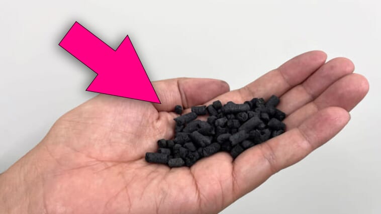 ｜【即着火可能！高火力で燃焼時間も測りやすい！】「炭」を超えた「炭」!? 煩わしすぎる「炭」の弱点を克服した画期的な『ペレタン』はアウトドアに革命を起こす!?【サンマの炭火焼にピッタリ！】