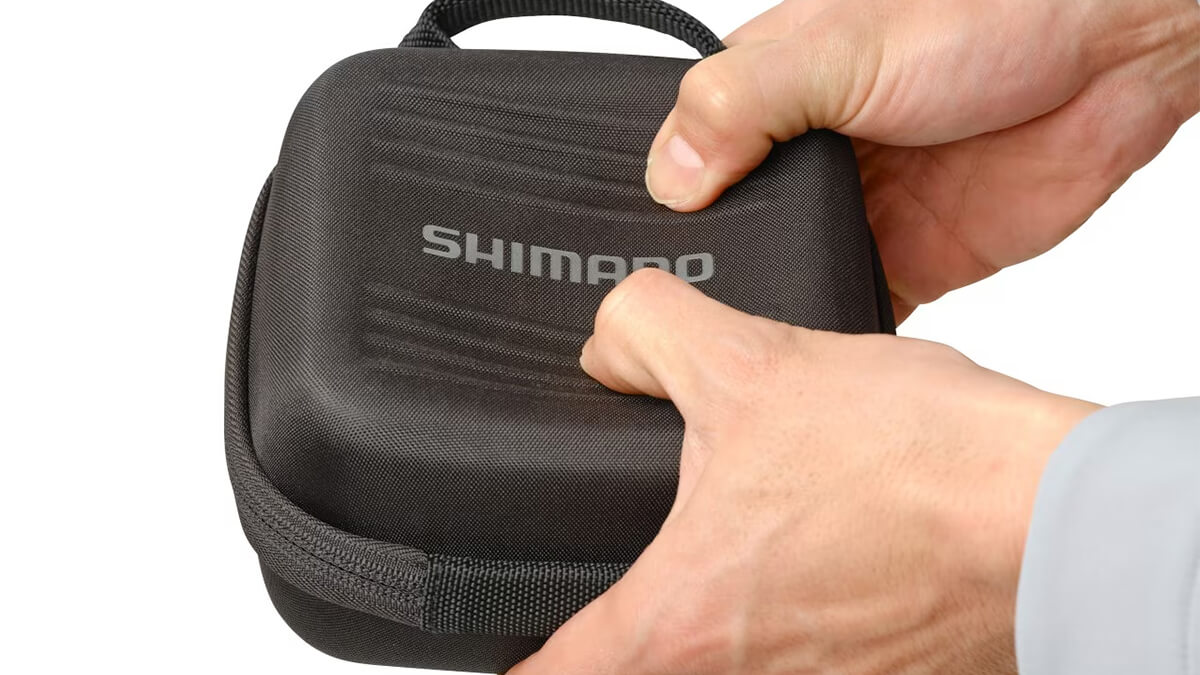 ｜［シマノ新製品］「安心感がスゴい」「専用ケースが欲しかった！」大切なギアをしっかりと保護するセミハードケース登場！