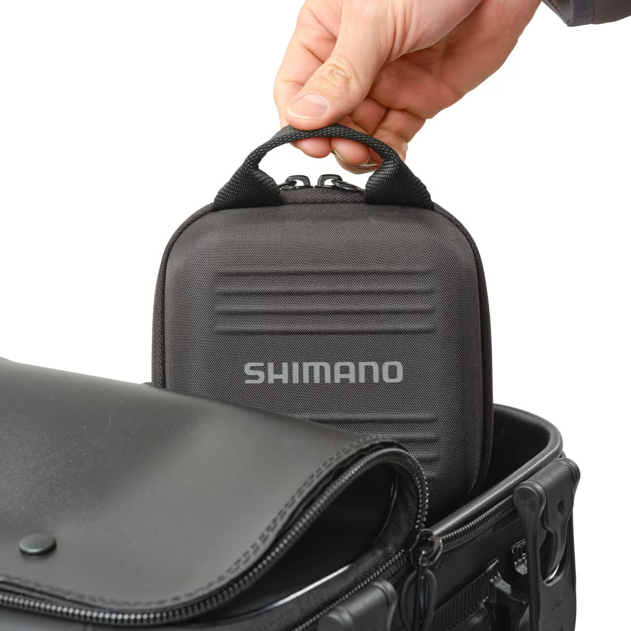 ｜［シマノ新製品］「安心感がスゴい」「専用ケースが欲しかった！」大切なギアをしっかりと保護するセミハードケース登場！