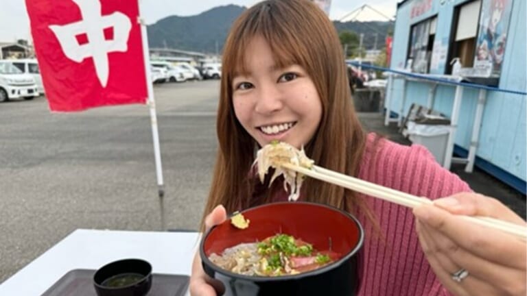 「しずまえ丼ってなに…？」「満足度高すぎ」”コンテナハウス”の海鮮がウマすぎた