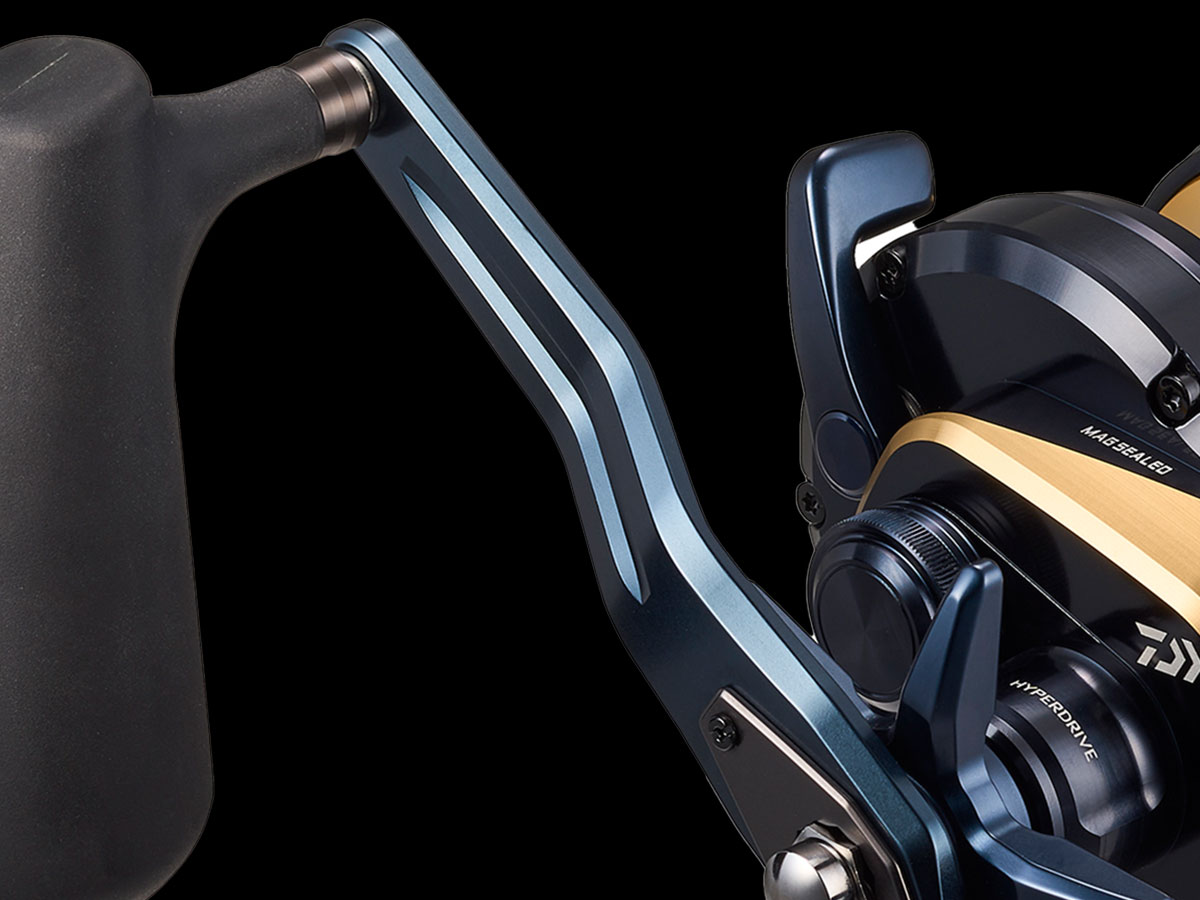 ｜【発売時期判明】“朽ちない破格の耐久性”!? テクノロジー詰め込みまくりの新型リールが登場！腐食軽減技術など搭載で、DAIWAの真打モデルか？