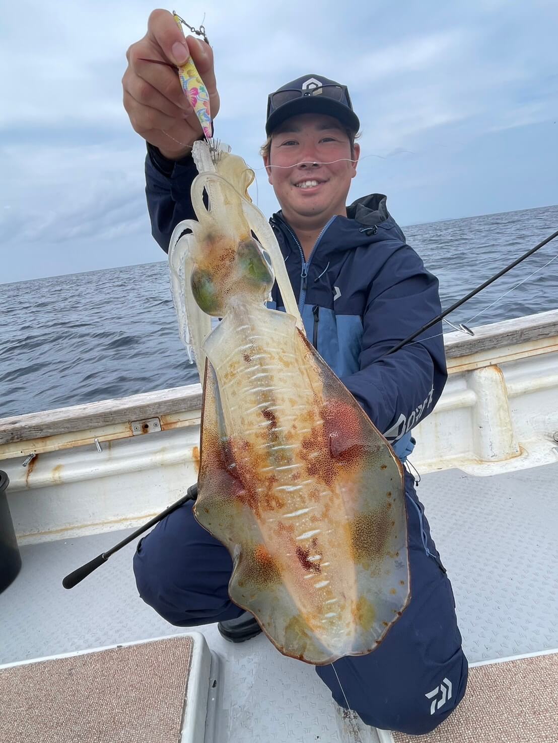 ｜知る人ぞ知る！ロングセラーのあの『餌木』についにハイサイ探偵団コラボのカラー投入！