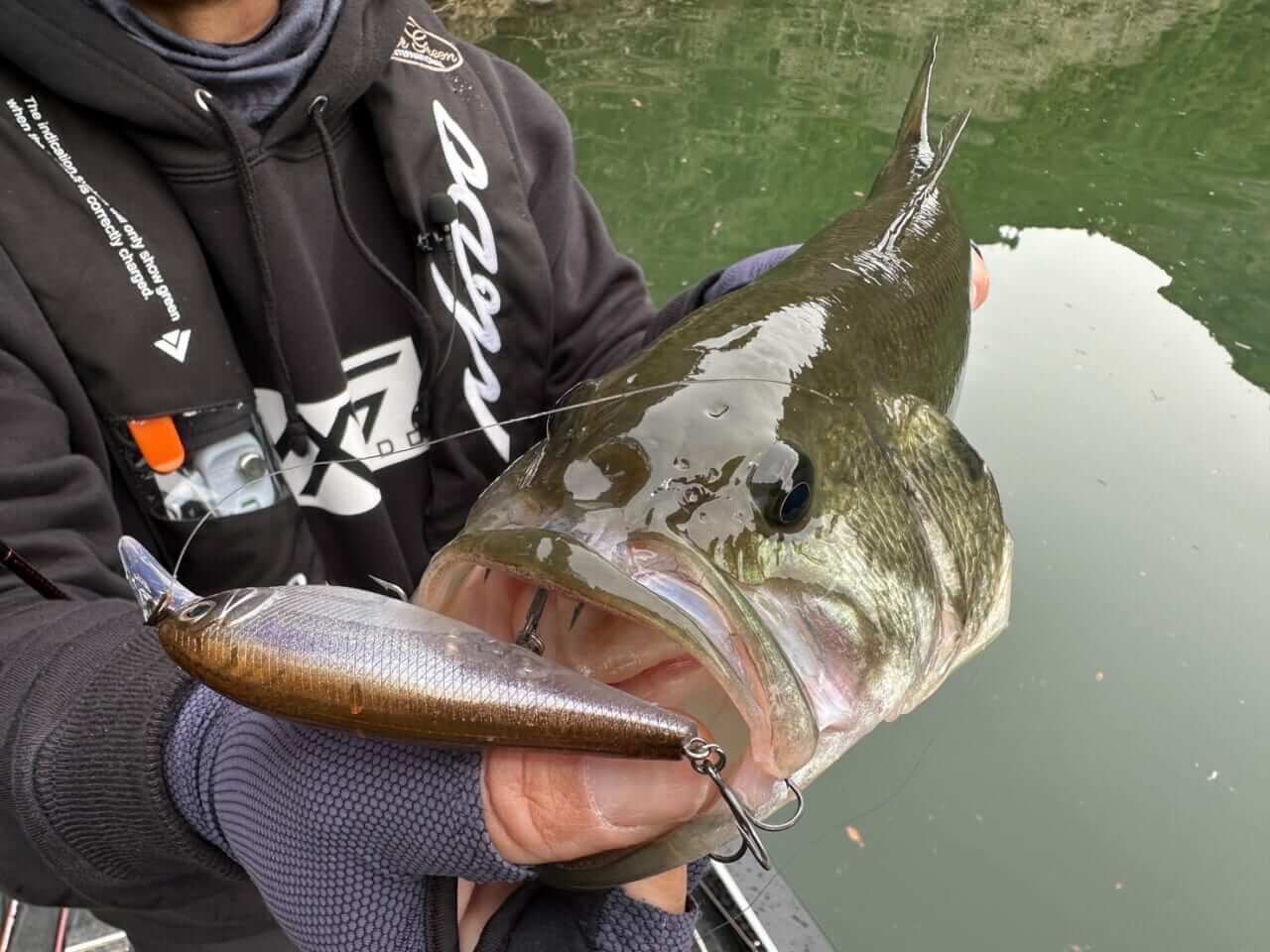 ｜『バス釣り上達100のヒント』CH.11「ポストスポーンといえども、バスはエサを食う…トップウォーターがおもしろい時期!!」【帰ってきた、シン・ネバギバ。】清水盛三、インタビュー連載!!