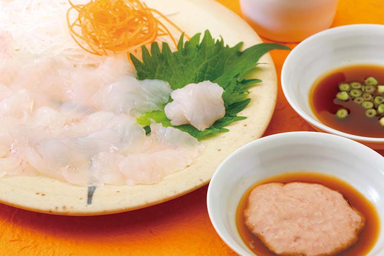 カワハギの釣り方｜カワハギの刺身と肝醤油｜〈初心者の釣り〉“カワハギ”の生態／釣りシーズン／釣り方／仕掛け／食べ方【アタリを捉えろ! エサ取り名人との知恵比べ】