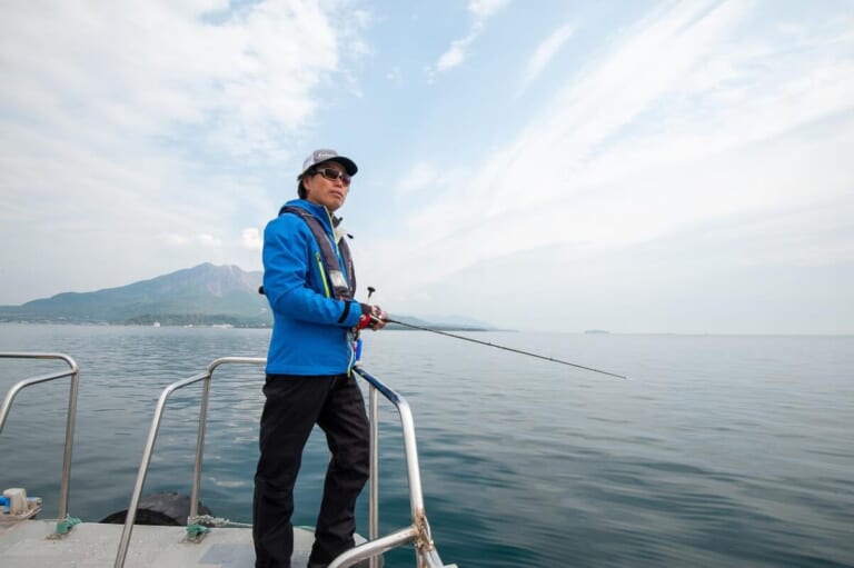 小型青物釣り｜釣り方｜オフショア｜〈初心者の釣り〉“小型青物(ハマチ等)”の生態／釣りシーズン／釣り方／仕掛け／食べ方【ソルトルアー入門の登竜門! 身近なスーパーファイター】