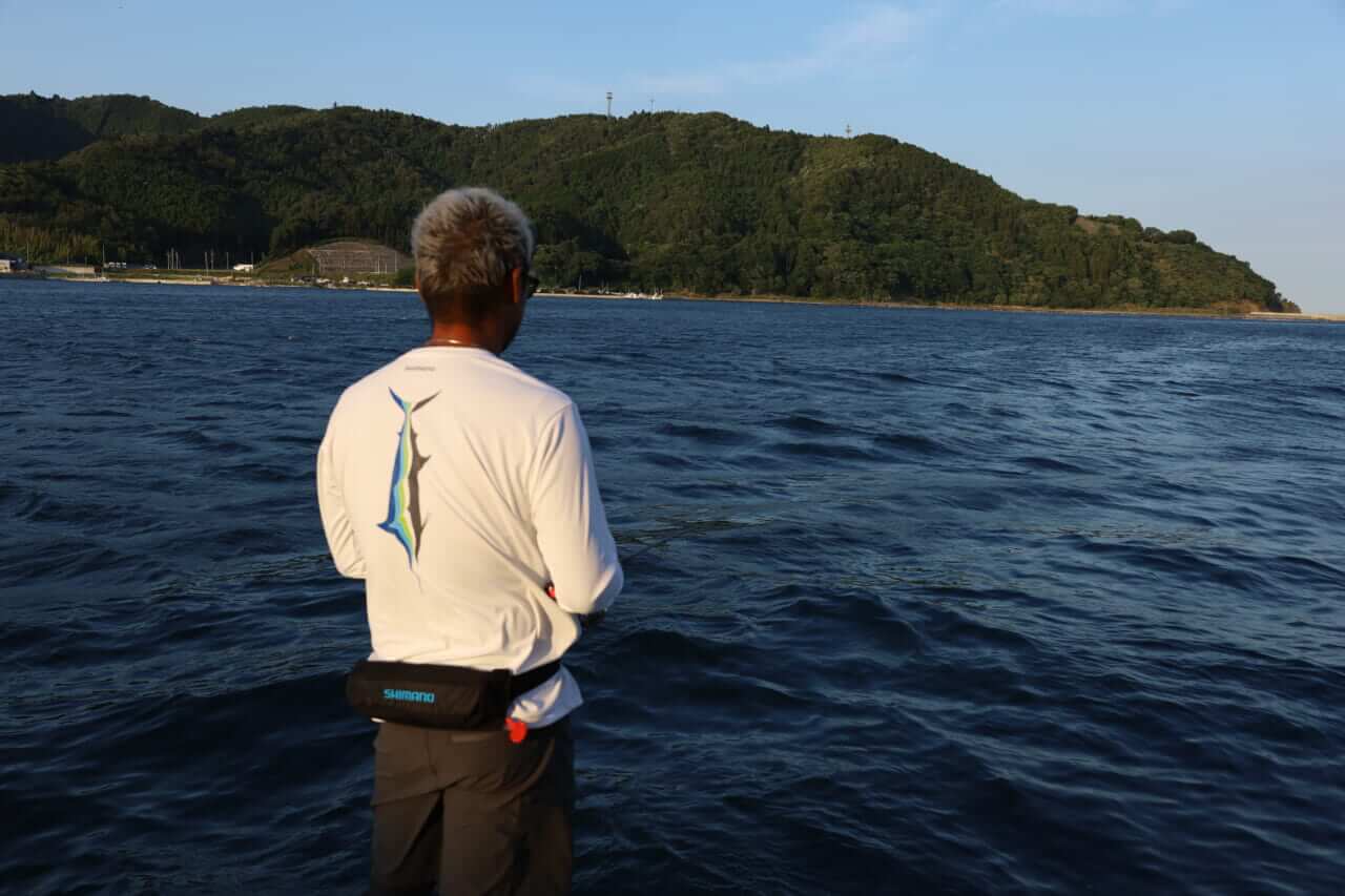 ｜「明確にアタるね（笑）」「気持ちいい!」湯川マサタカが南三陸で挑むスルメイカ(ムギイカ)のライトエギング