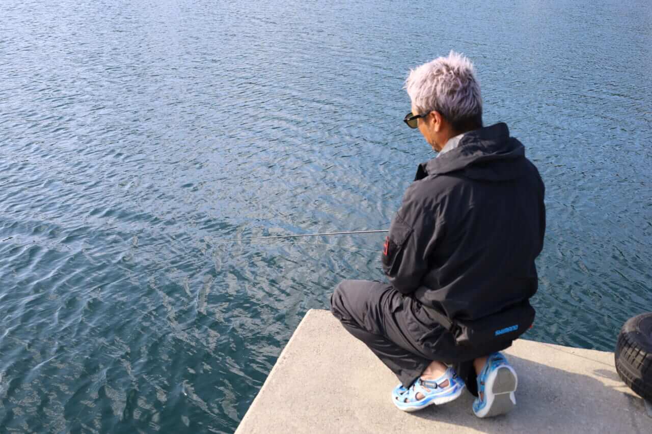｜「明確にアタるね（笑）」「気持ちいい!」湯川マサタカが南三陸で挑むスルメイカ(ムギイカ)のライトエギング