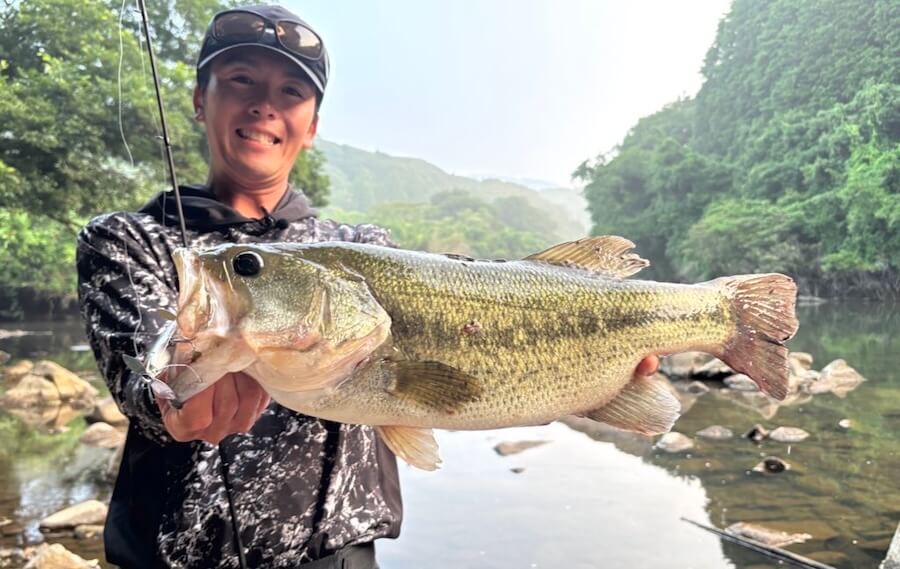 ｜「山口県で釣りをしたことがない、なら挑戦だ！」しかし…、予想外の状況に苦戦。「やっぱりロケ運ないわ」【週刊ササカツ無双】