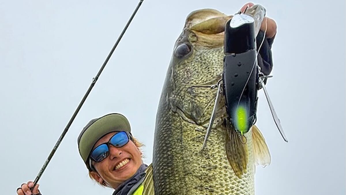 ｜琵琶湖でも釣れ釣れ！「イメージない？昔から使ってますよ？」話題の新作はやっぱりヤバかった！