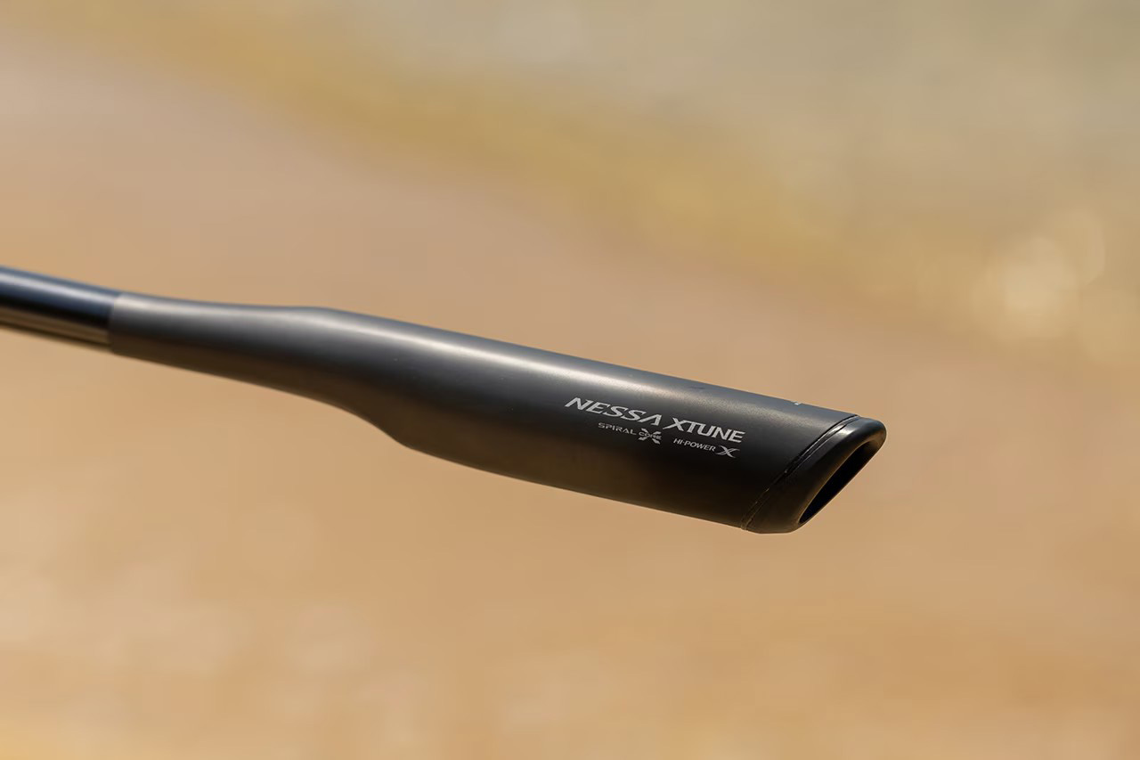 ｜“シマノの先進テクノロジー”で身を包んだ新型ロッドが登場。東レのT1100G採用で、粘りと強さが増した1本に。