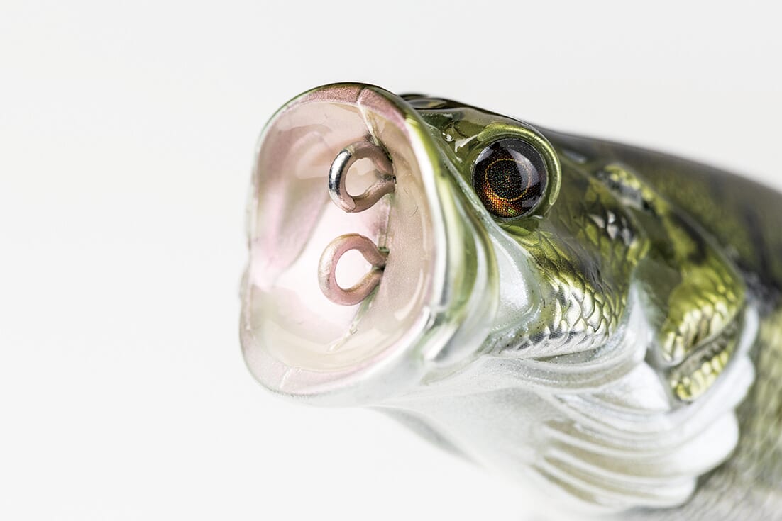 ｜恐ろしいほどリアル…でも本当に怖いのはその釣れぶりにある⁉機能性と造形美が同居するアダスタのポッパー