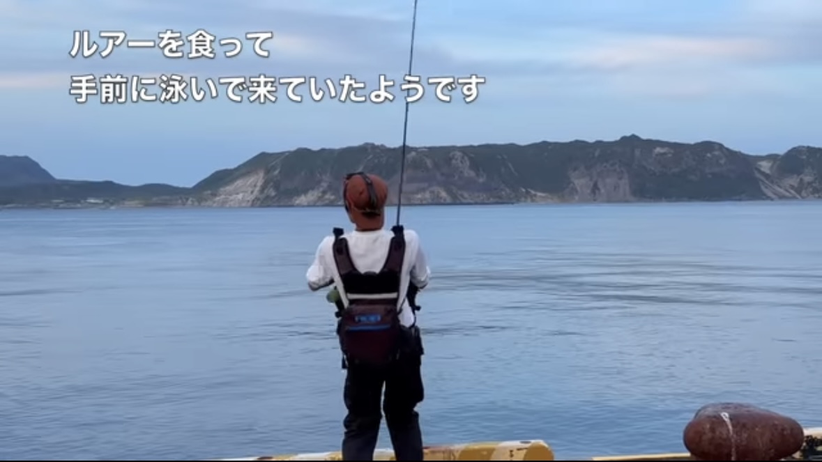 ｜「絶句するレベルの大きさ」「でた！でた！」堤防で“巨大マグロ”を狙ったら、想像を絶する事態に。「これはやばいかも…。」