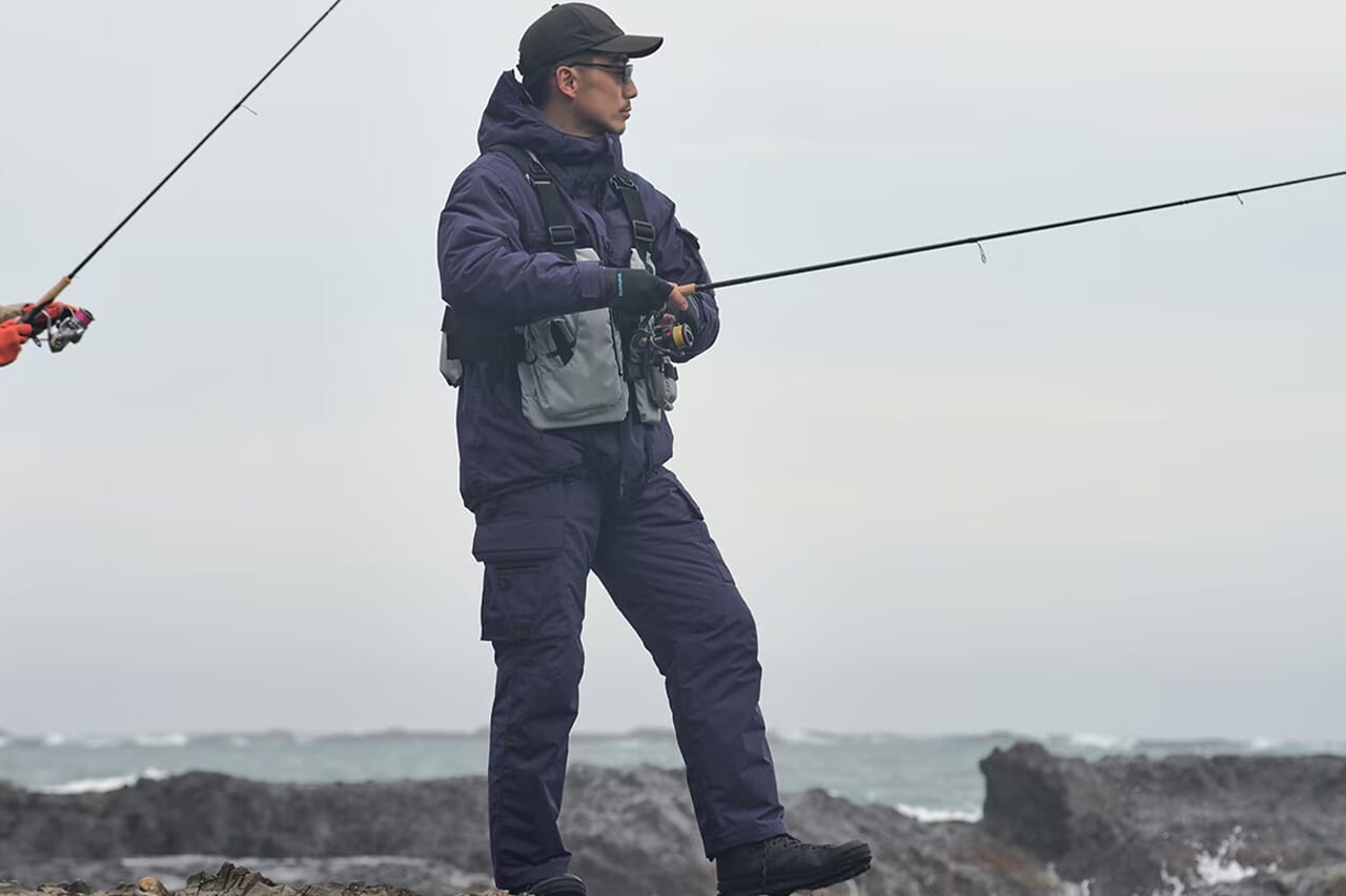 ｜シマノから“本気”の防寒ウェアが登場。タウンユースで映えるデザインに、防寒性と機動性を両立した“インサレーションマッピング”が見逃せない。