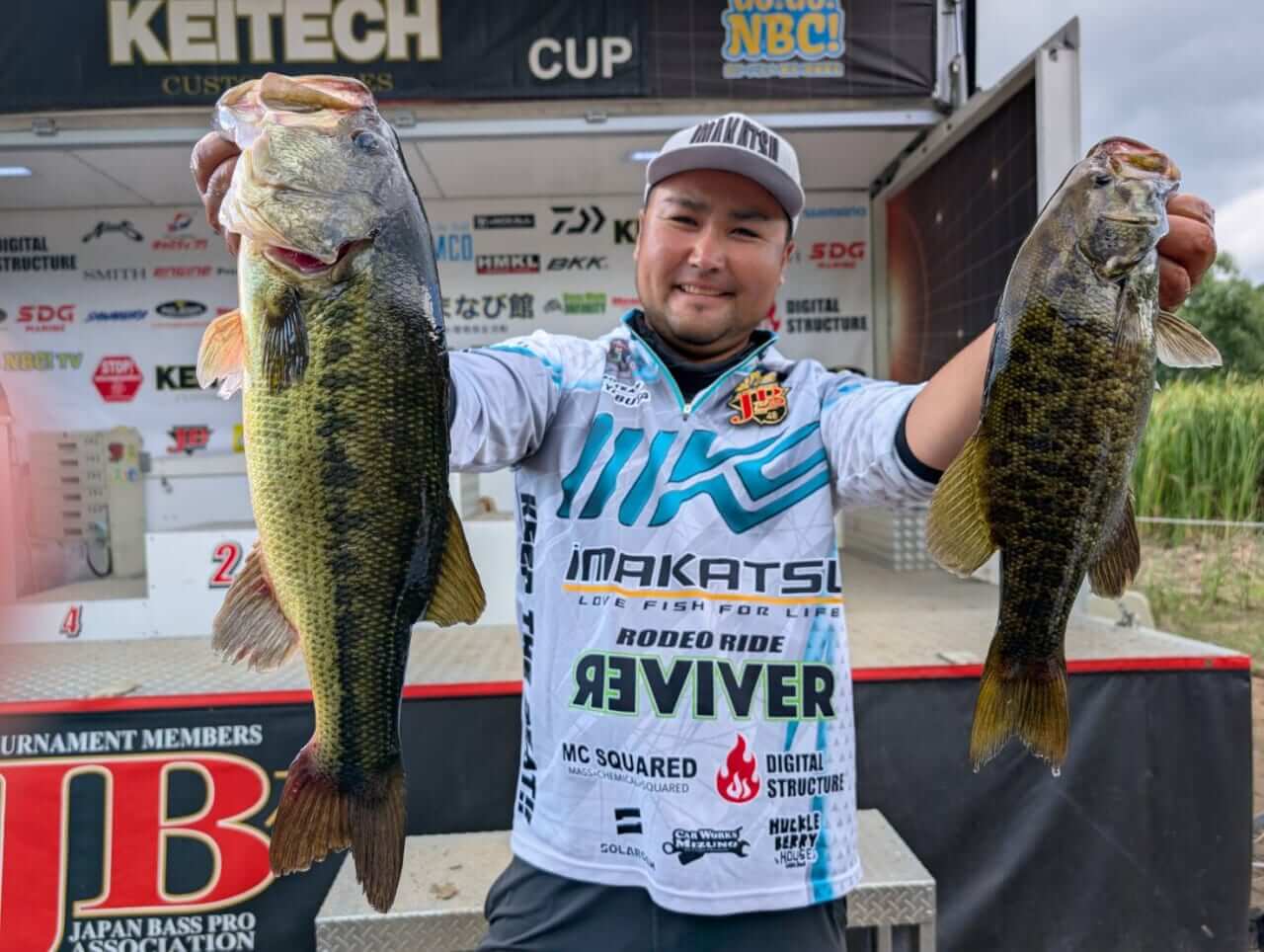 ｜台風パワーで釣果倍増!?2㎏ラージも飛び出した桧原湖戦2日目が終了！【JBトップ50第4戦DAY2速報】