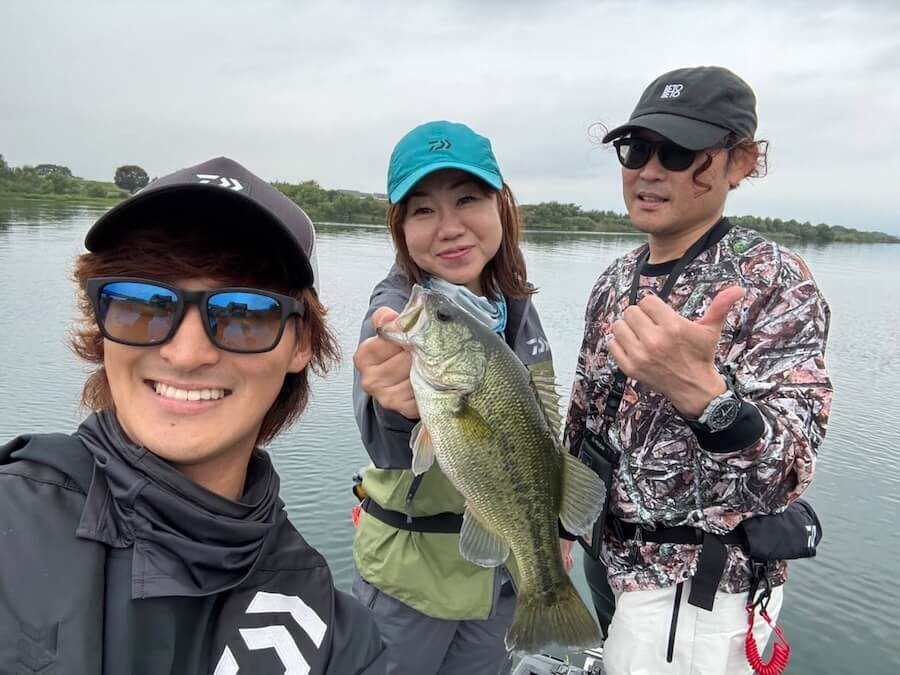 |秋らしいビッグバス狙いが楽しめそう! 安定しているのルアーは…。パワーフィネスと巻きの使い分けが攻略のコツ!