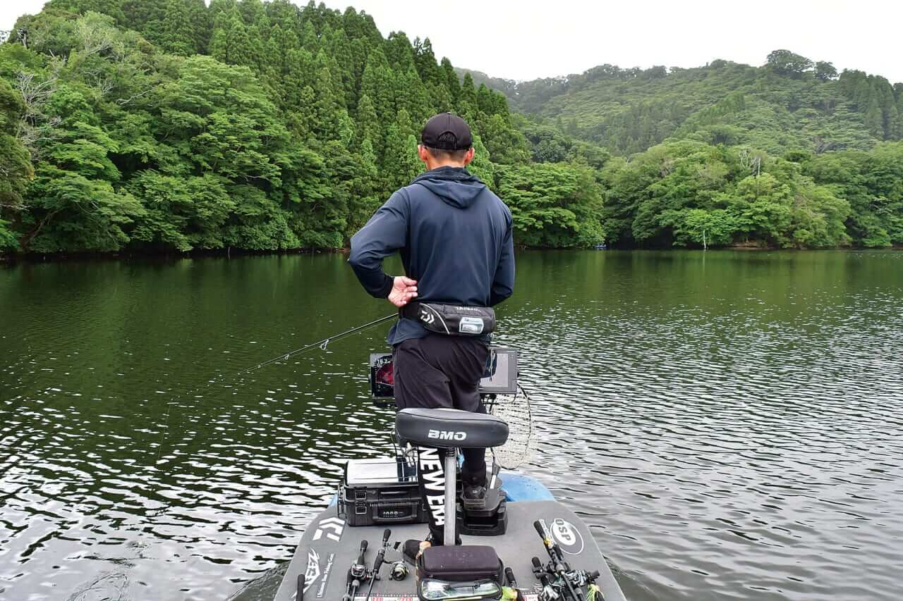 ｜バトル勃発!? 折金VS草深のブラックレーベル対決!!ドラマチックに1490gのキッカーを釣ったのは…⁉