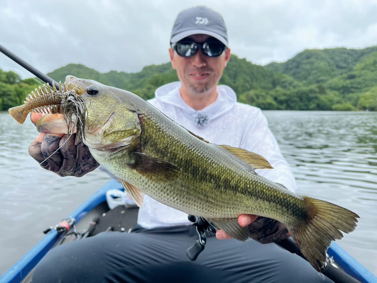 |バトル勃発!? 折金VS草深のブラックレーベル対決!!ドラマチックに1490gのキッカーを釣ったのは…⁉