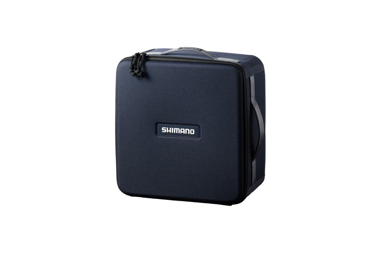 |シマノから発売される“専用リールケース”。大手メーカーが細部までこだわりぬいた逸品。絶対にリールを傷つけたくないあなたに。