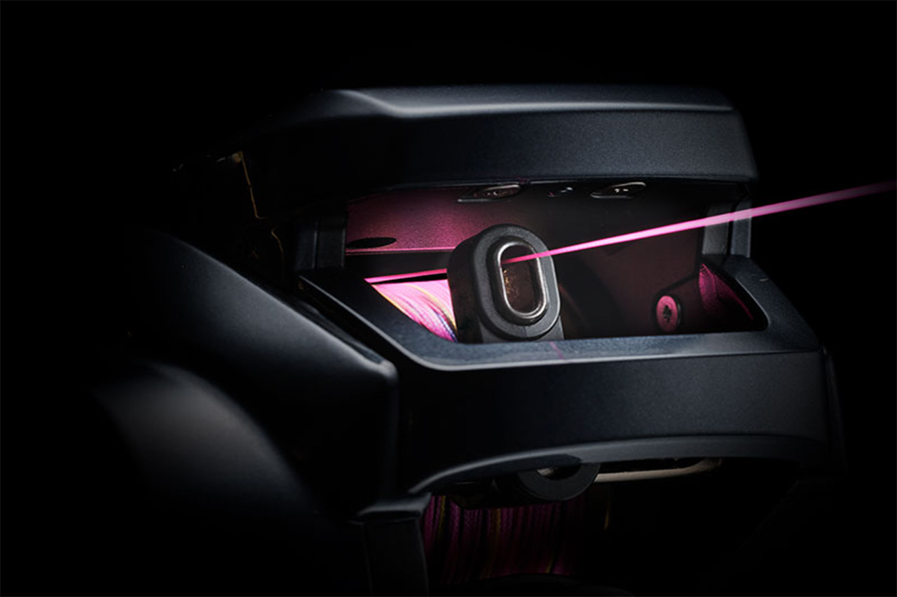 ｜DAIWAから登場する『新型リール』がスマホと連携可能に。カウンターシリーズ初となる「アノードプロテクション」搭載で初期性能が長く続く1台。