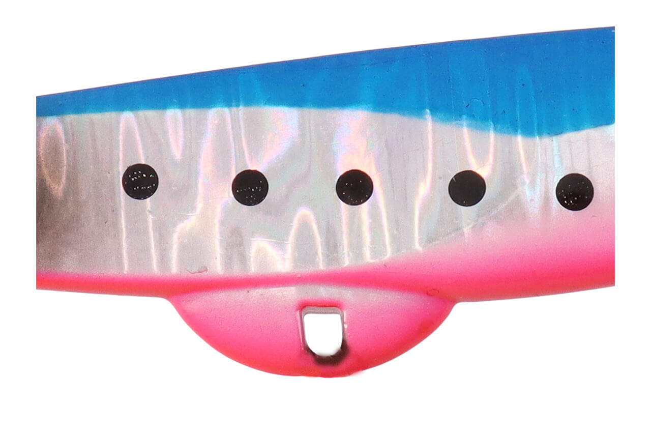 |「バラし激減!」“悶絶アクション”が売りの名作ルアーがリニューアル。座布団ヒラメが掛かっても安心なフックを搭載可能に。