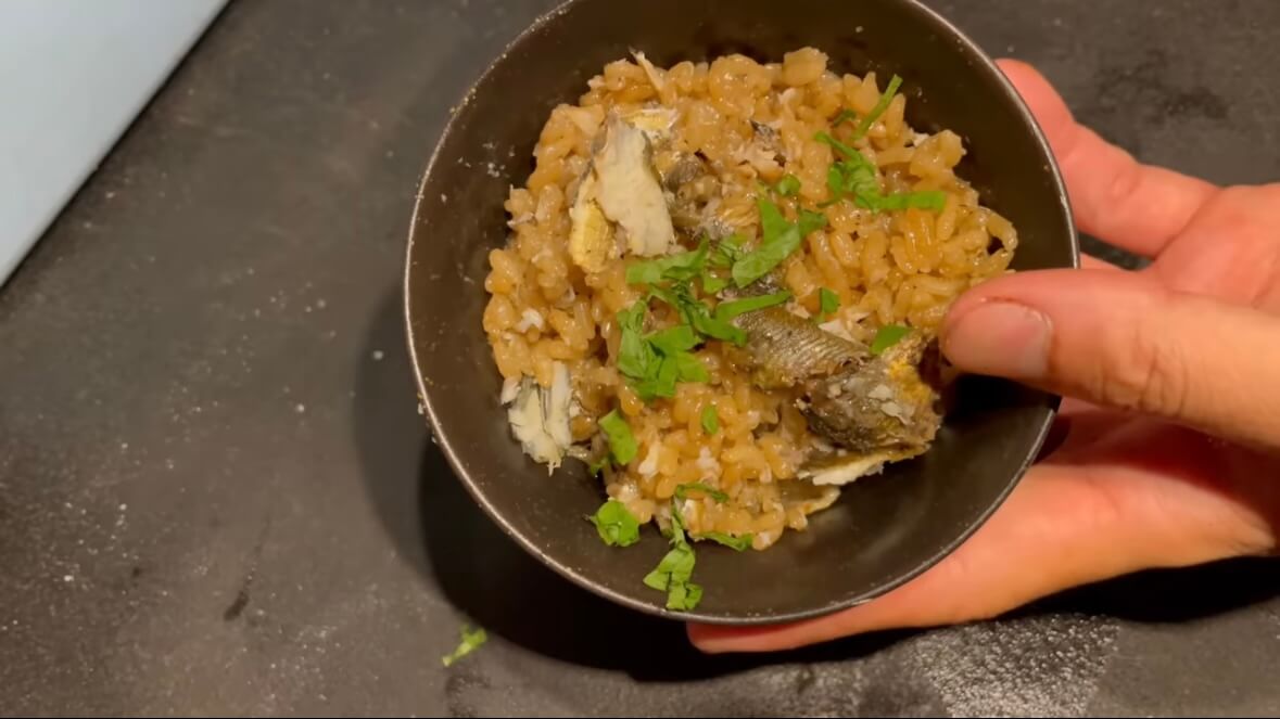 ｜「見てるだけで飯テロ」「羨ましい」流行の釣りで『絶品魚』を狙う。思わず画面から香りが伝わる“魚料理”に反響多数。「これはウマいわ…」