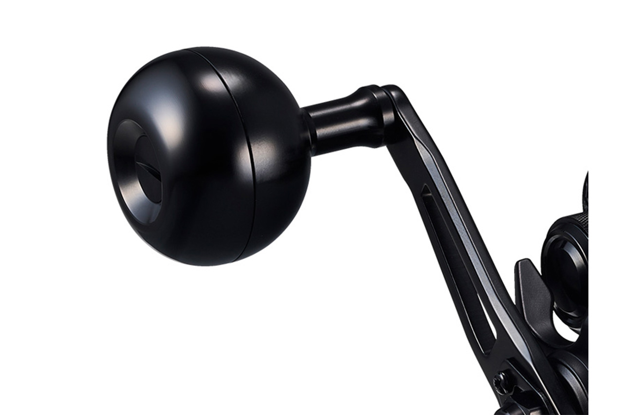 ｜DAIWAから登場する『新型リール』。“ハイパーアームドハウジング”採用で、強靭なボディ剛性を確保。長く使えるニューモデルに。