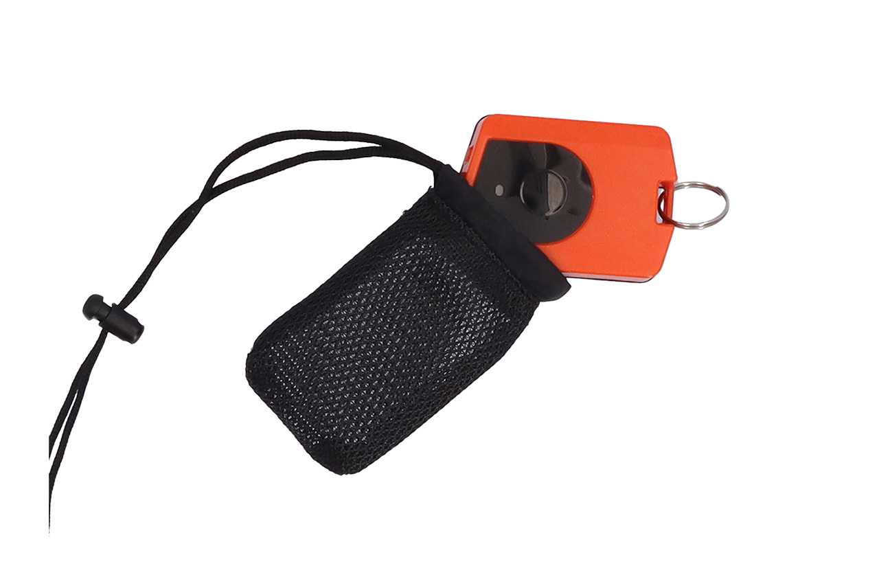 |DAIWAから登場する“自動通報機能”付きライフジャケット。落水を検知して瞬時に通知する仕組みとは?『桜マーク』付きで国土交通省の認証も。