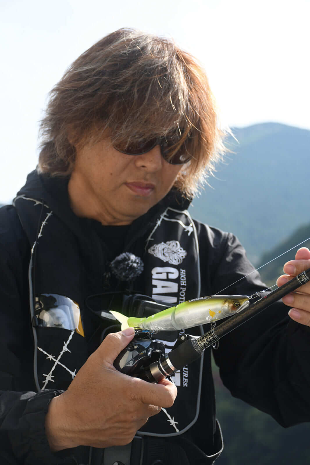 |素材の浮力がルアーを別物に⁉『ボーンラチェット』の魅力とは?