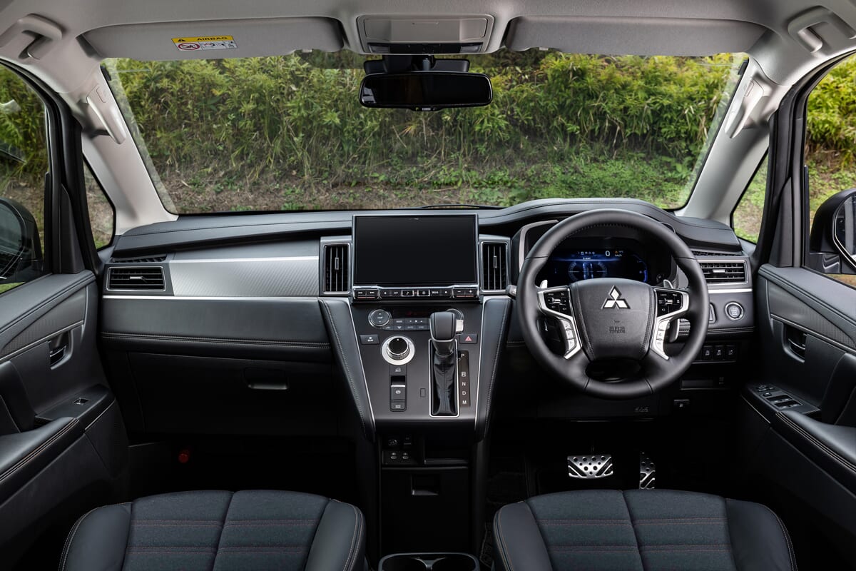 |「やっぱり出たじゃん」「待ってた」新型デリカD:5が遂に登場。気になる発売日と価格は…?