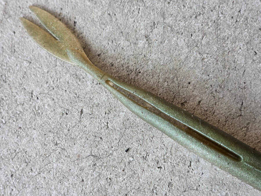 |シンカーの重さは70g!プレッシャーに打ち勝つために生み出した必殺リグとは?オススメカラーも公開。「ワーム本来のパワーを活かした釣りです」