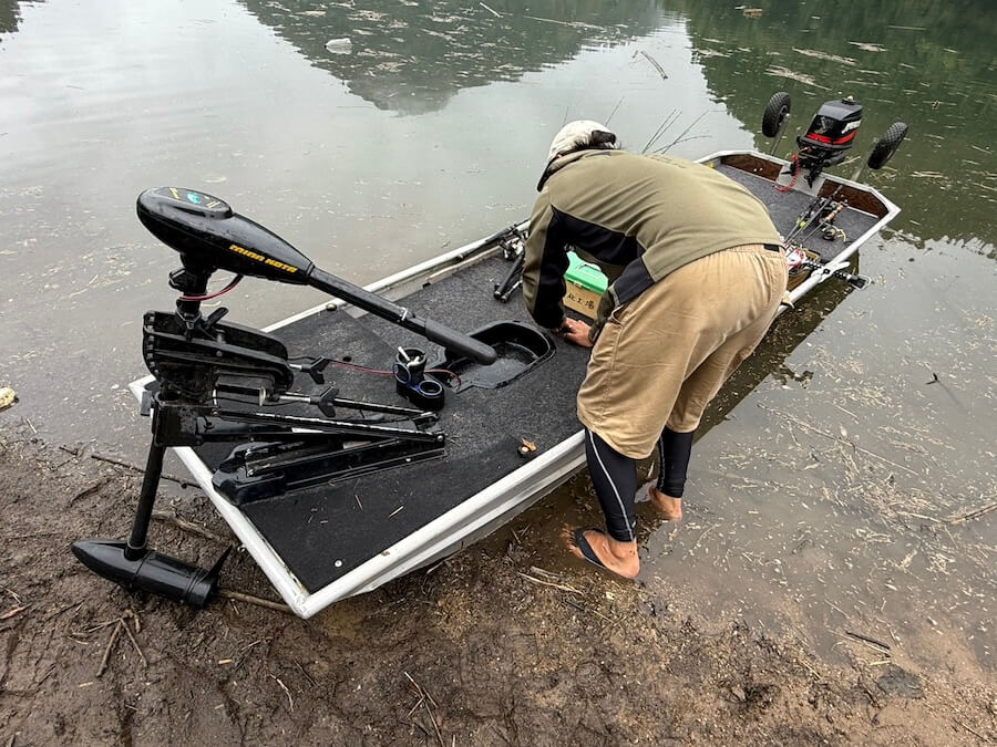 ｜ドタバタ展開でも釣果は上場！ 「朝の上流シャロー、モチベの高い魚はトップで」マスターブラスタのダダ流しでグッドサイズ降臨