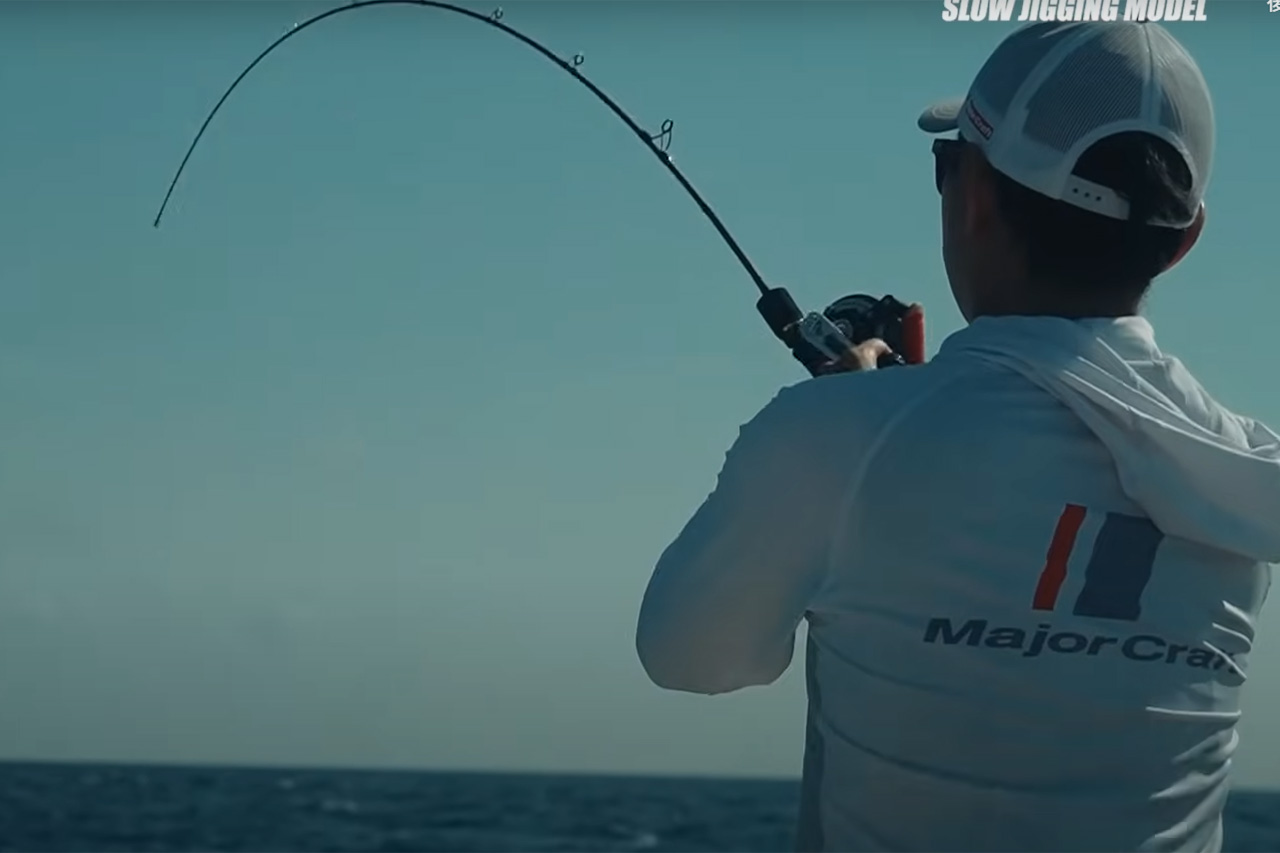 ｜【東レM40X採用】高弾性なのにしっかり曲がる。“感度”と“操作性”を追求しながら、曲げ込むほどパワーを発揮するスロージギングロッドが完成。