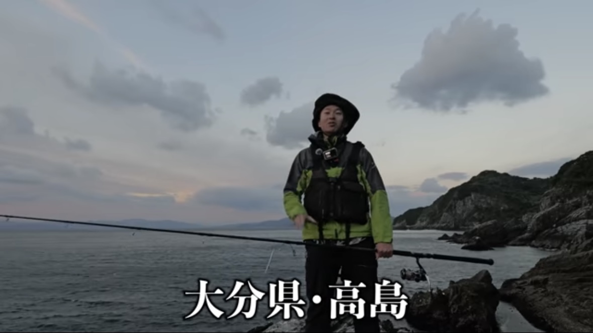 |「キタ!コレ!」“激流に浮かぶ無人島”で狙う『大型魚』を狙った結果…。「水中映像がすごすぎ」「映像美だわ」などの反響多数!