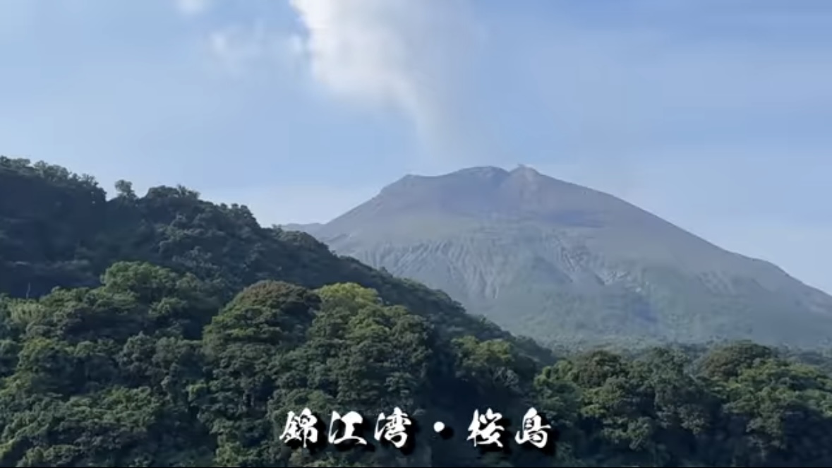｜「キタ！キタ！」「自然界には存在しないはずなのに…」事故で逃げ出した“人工怪魚”が潜む海。釣りあげるべく泊まり込みで狙ったら、まさかの結果に…。
