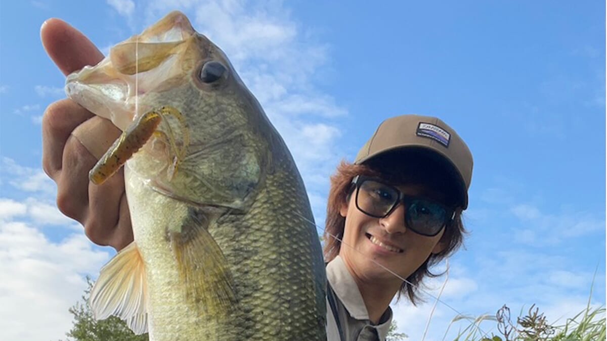 ｜地形も魚の居場所も同時にサーチ！この便利なリグ、効くのはまさに今。「初めてのフィールドでも活躍します！」
