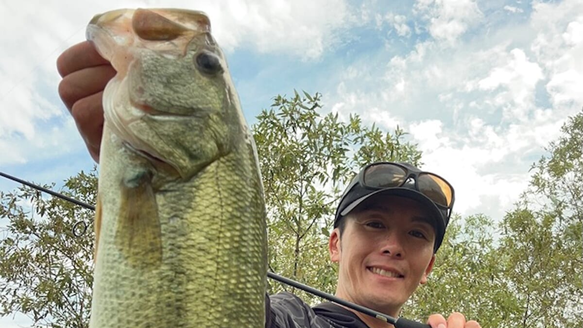 |【話題の新作ルアーついに発売】リリース初日に速攻釣ったお客さんも!「新たなプロトワームも開発中です」