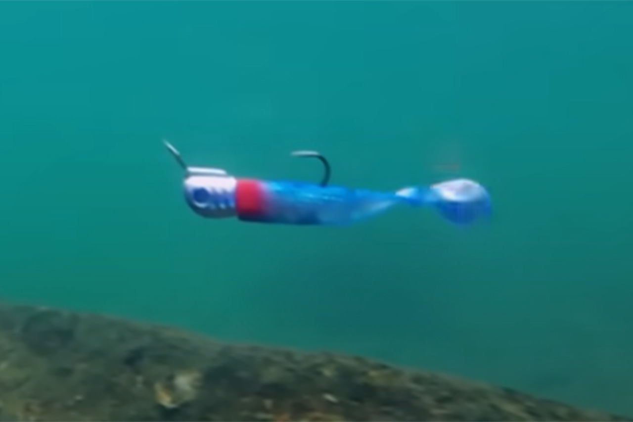 ｜「ニンニクマシマシ」ルアーがにんにく臭い!? 大人気メーカーから登場する斬新ワーム。