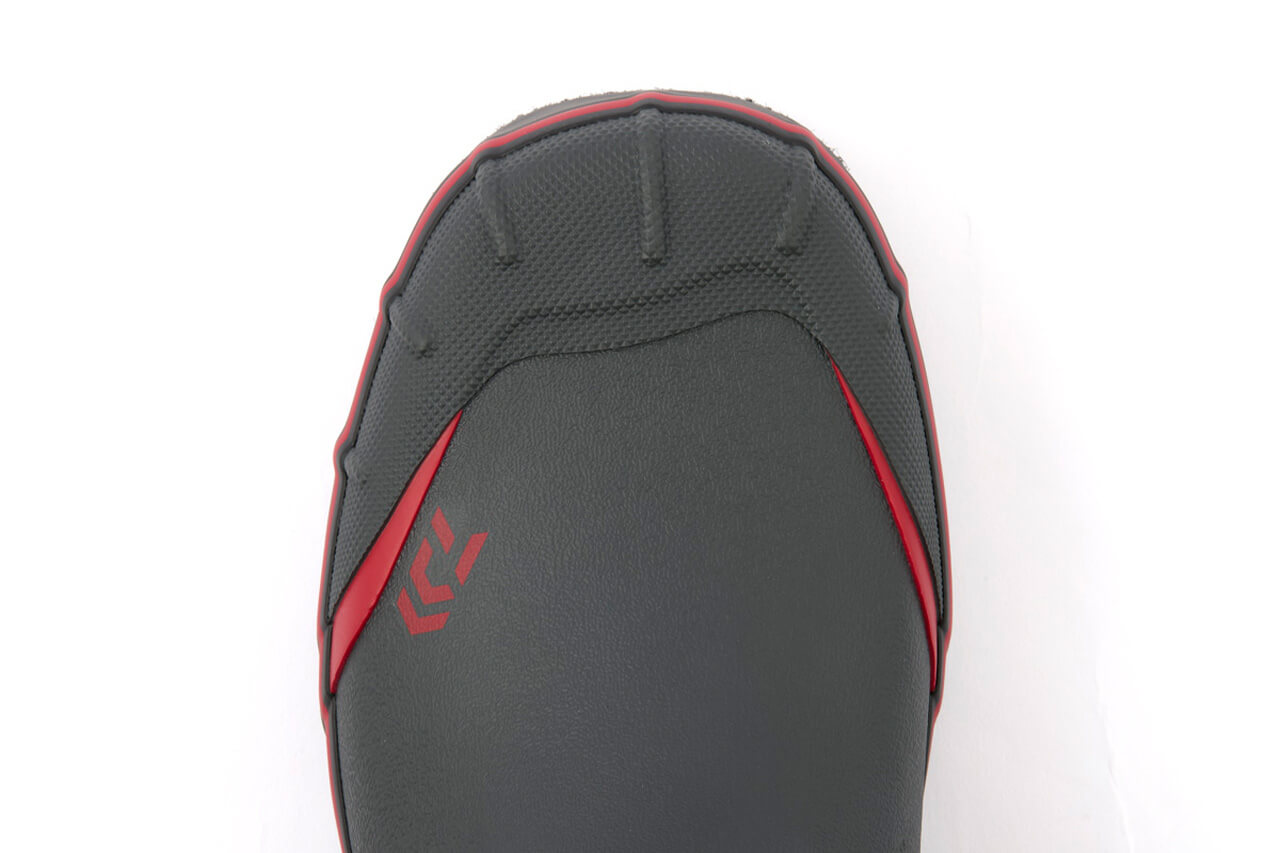 ｜DAIWAから釣り専用ブーツが登場。“特殊ゴム”素材採用で、軽量化しながら快適な履き心地。専用設計だからこその完成度に。