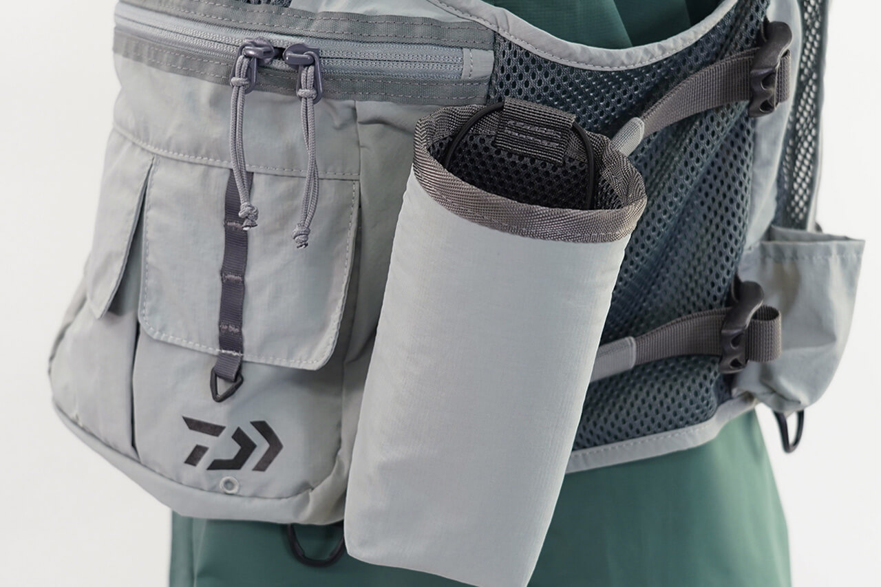 ｜「クマ対策も考慮ってマジか…」DAIWAから登場する“多機能ベスト”。渓流師必見の完成度に。