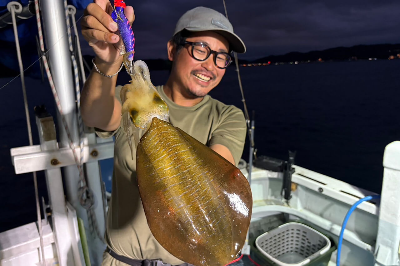 |【遊漁船のキャプテンが教える】潮を読んで釣果アップ! ティップエギングのすゝめ